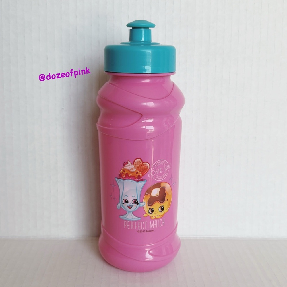 Shopkins 16 Fl oz. Water Bottle by Zak Designs BPA FREE
